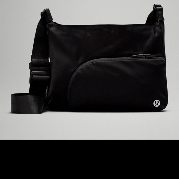 lululemon athletica Handbags - Lululemo bag